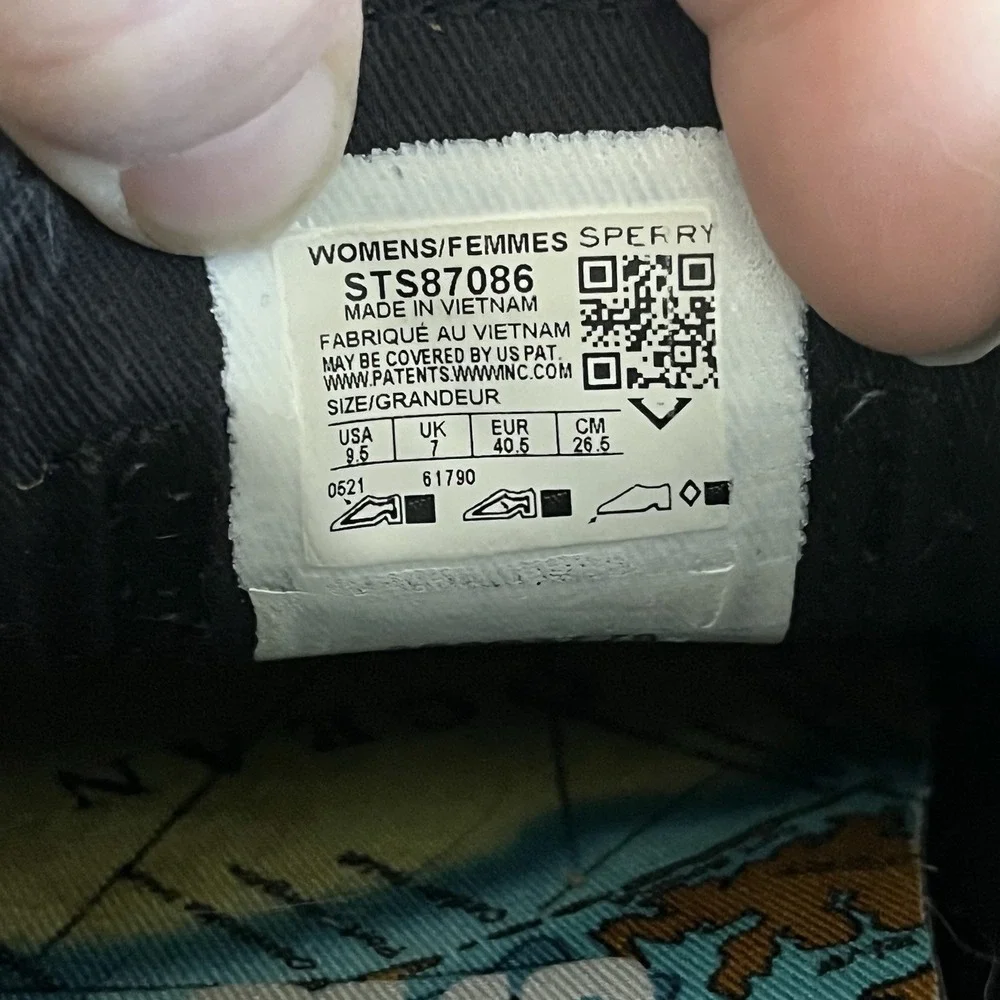 Sperry X Netflix Outer Banks OBX Top Sider Black Brown Laces‎ Women's Size 9.5